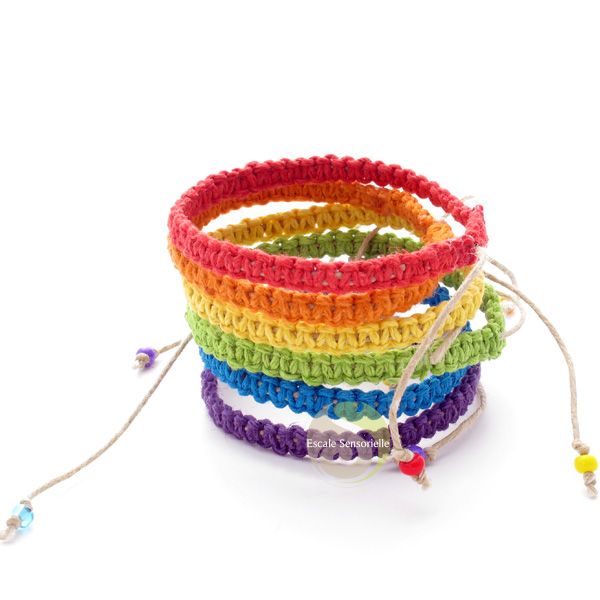 Bracelets ajustables chanvres arc-en-ciel macramé bijoux fantaisies