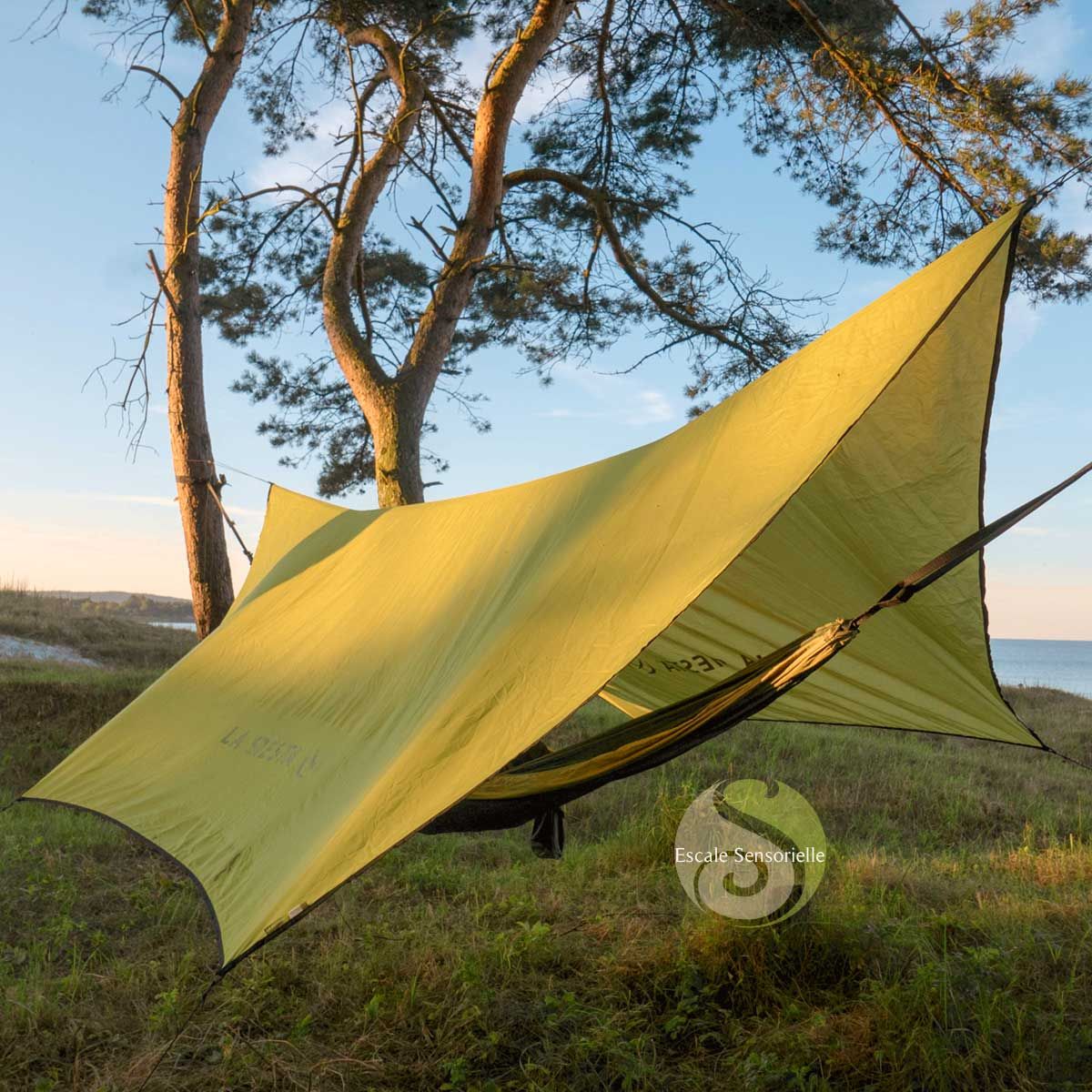 Hamac de bivouac en toile de parachute vert Bee Lazy Camp solo