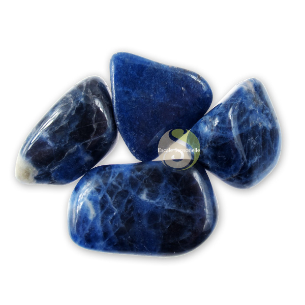 Sodalite vertus et bienfaits minéraux pierre roulée