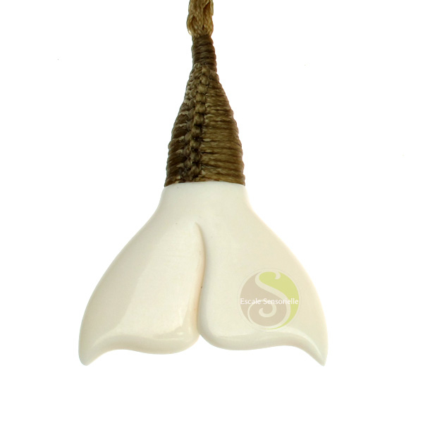 Muri Paraoa queue de baleine pendentif maori protection