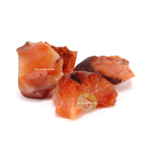 Cornaline pierre minérale orange variété de calcédoine lithothérapie