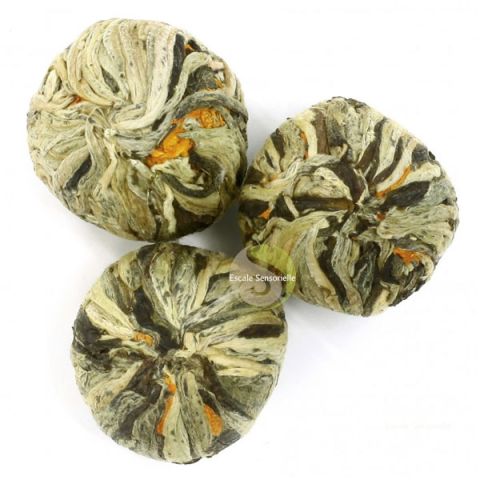 Fleurs de thé naturelles (natural tea blossoms)
