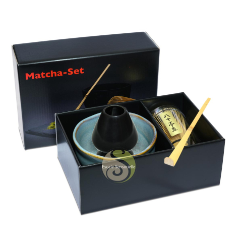 Coffret luxe à matcha bora blue pour s'initier à la préparation du thé