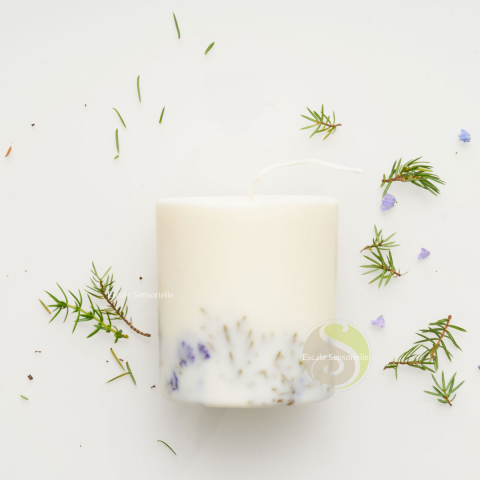 Bougie naturelle juniper & limonium (genévrier & limonium)