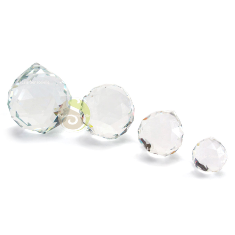 Boules à facettes cristal cristaux suspension énergie arc-enciel