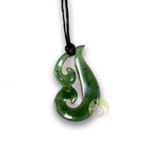 Maori bijoux pendentif double koru jade vert poumanu