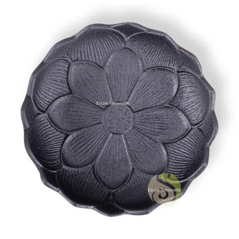 Support lotus Iwachu en fonte japonaise pour encens de qualité Shoyeido