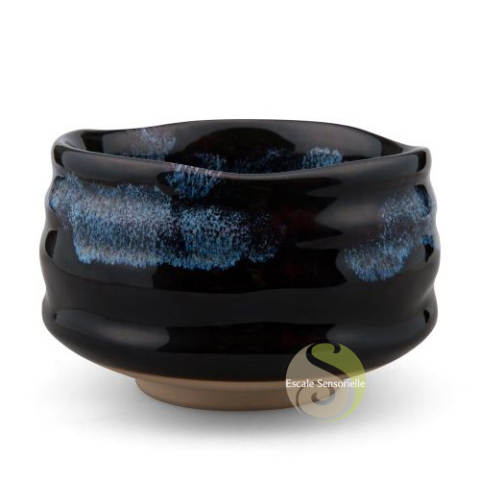 Bol design japonais thé bleu noir