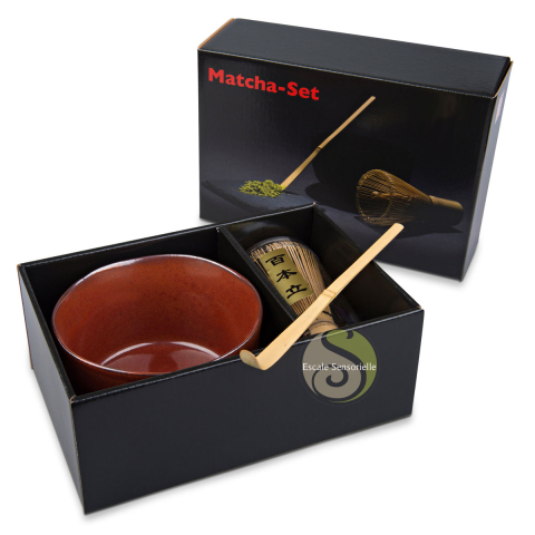 Coffret matcha rouge pour s'initier à la préparation du thé