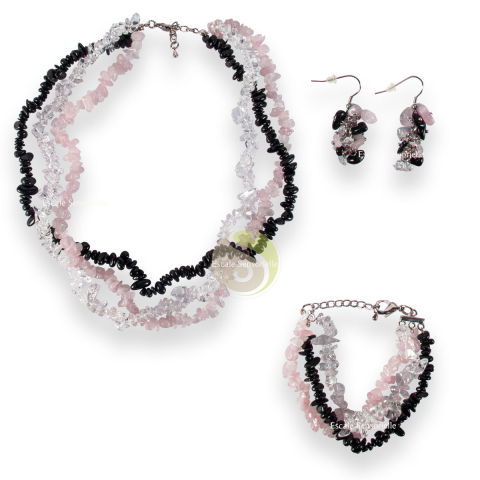 Parure multiple de bijoux Protection