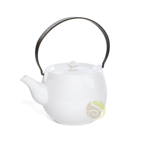 Théière blanche 700ml céramique et anse métal filtre amovible