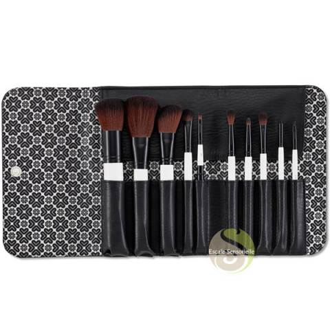 Trousse pinceaux 10 pièces Lily Lolo maquillage végan voyage léger