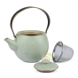 Petite théière 400ml avec anse métallique patinée en céramique vert pastel
