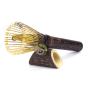 Chasen à matcha en bambou avec son support pour cérémonie du thé