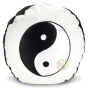 Coussin brodé yin yang noir et blanc déhoussable garni de cosses de sarrasin