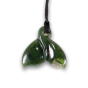 Pendentif queue de baleine wera jade vert Nouvelle-Zélande