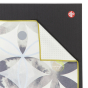 Serviette de yoga fleur de vie Yogitoes Repreve white light Manduka