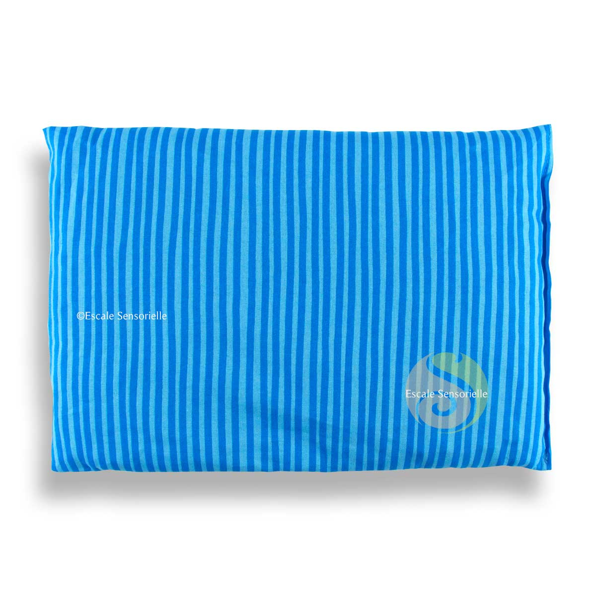 Coussin chauffant bleu en coton bio garni de noyaux de cerise
