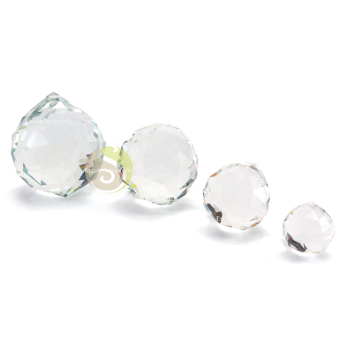 Boules à facettes cristal cristaux suspension énergie arc-enciel