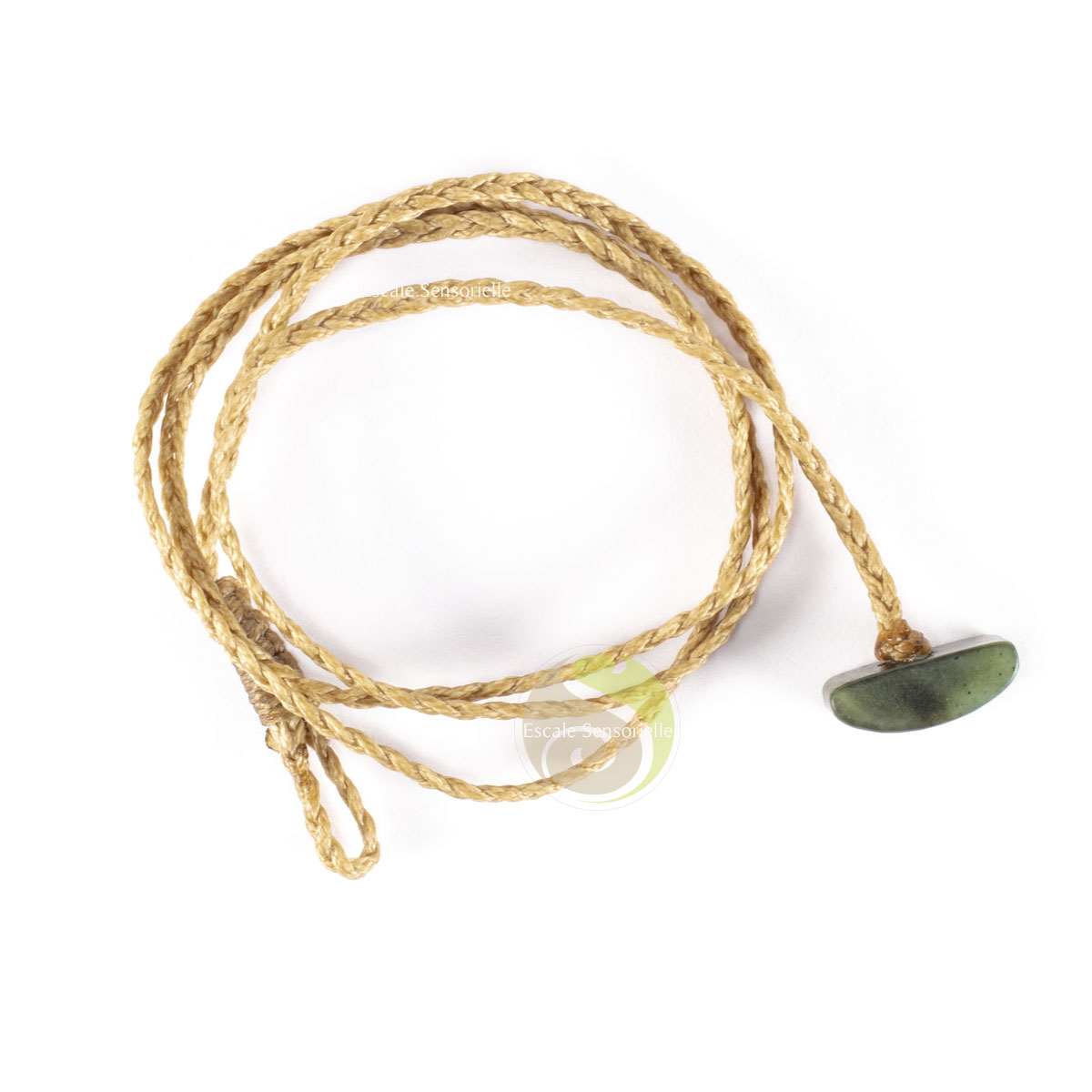 Cordon naturel style maori avec fermoir en jade vert