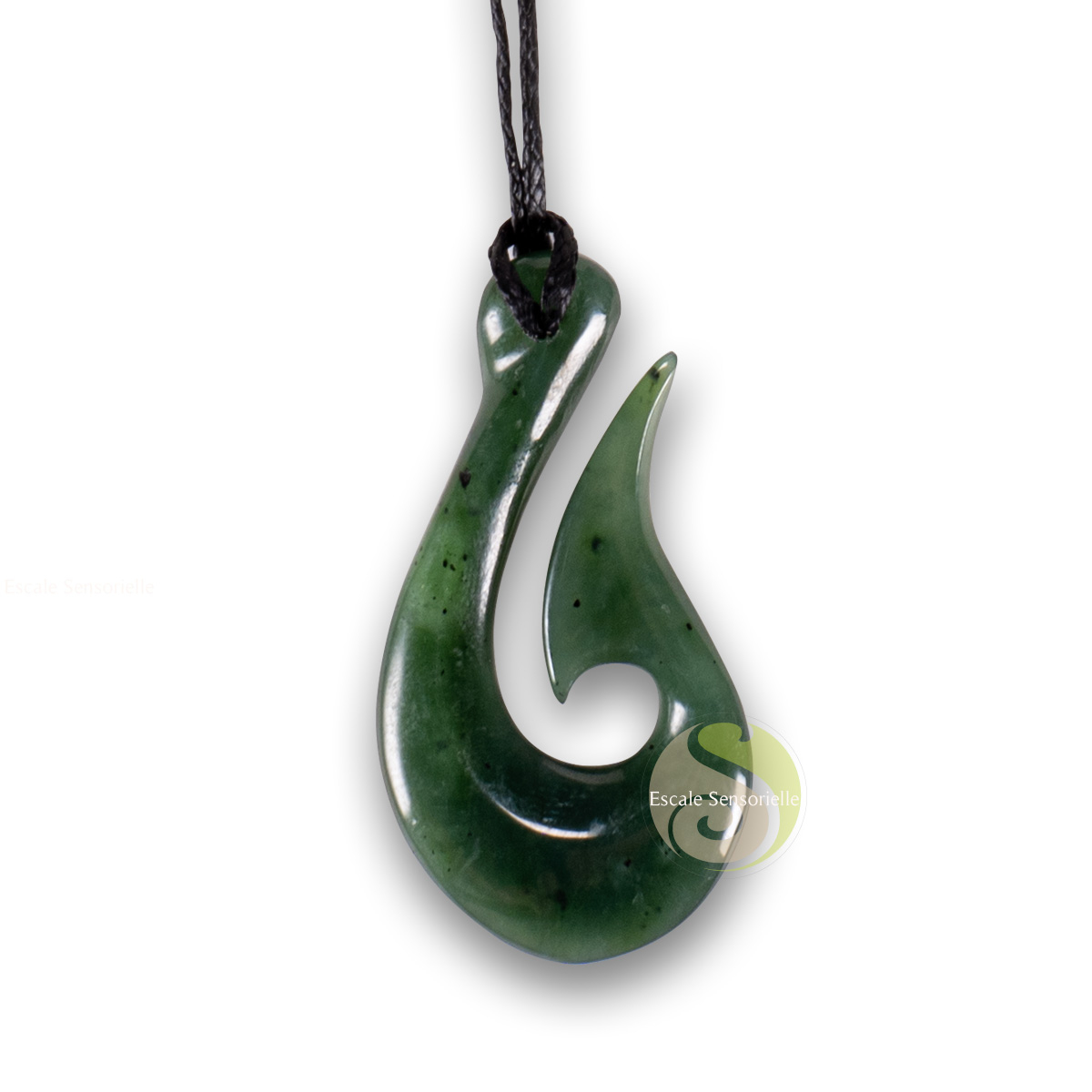 Pendentif hameçon maori jade vert pounamu Nouvelle-Zélande