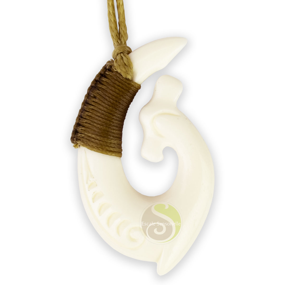 Requin marteau pendentif maori de Nouvelle-Zélande en os