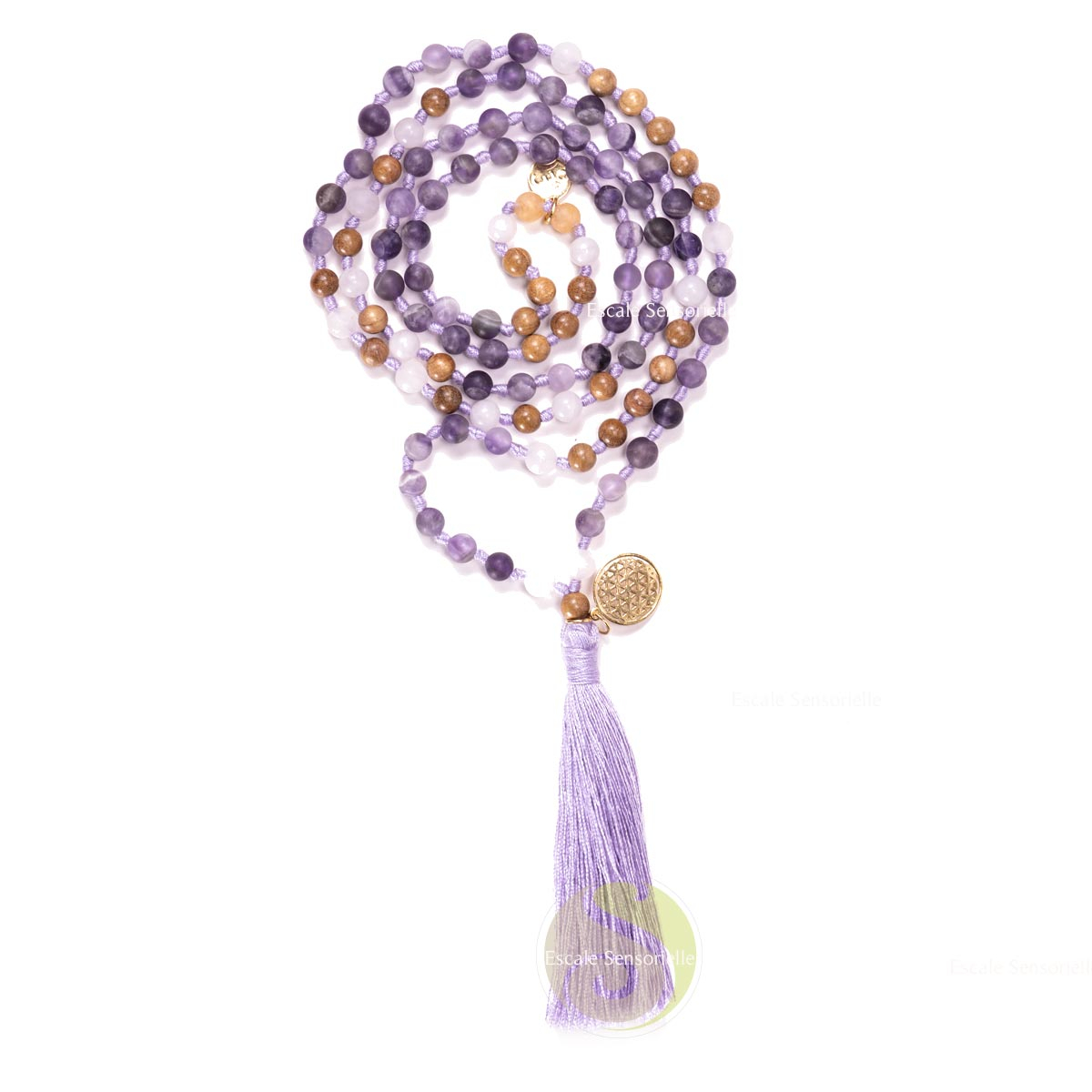 Mala améthyste et bois de santal 108 avec charme OM et fleur de vie plaqué or