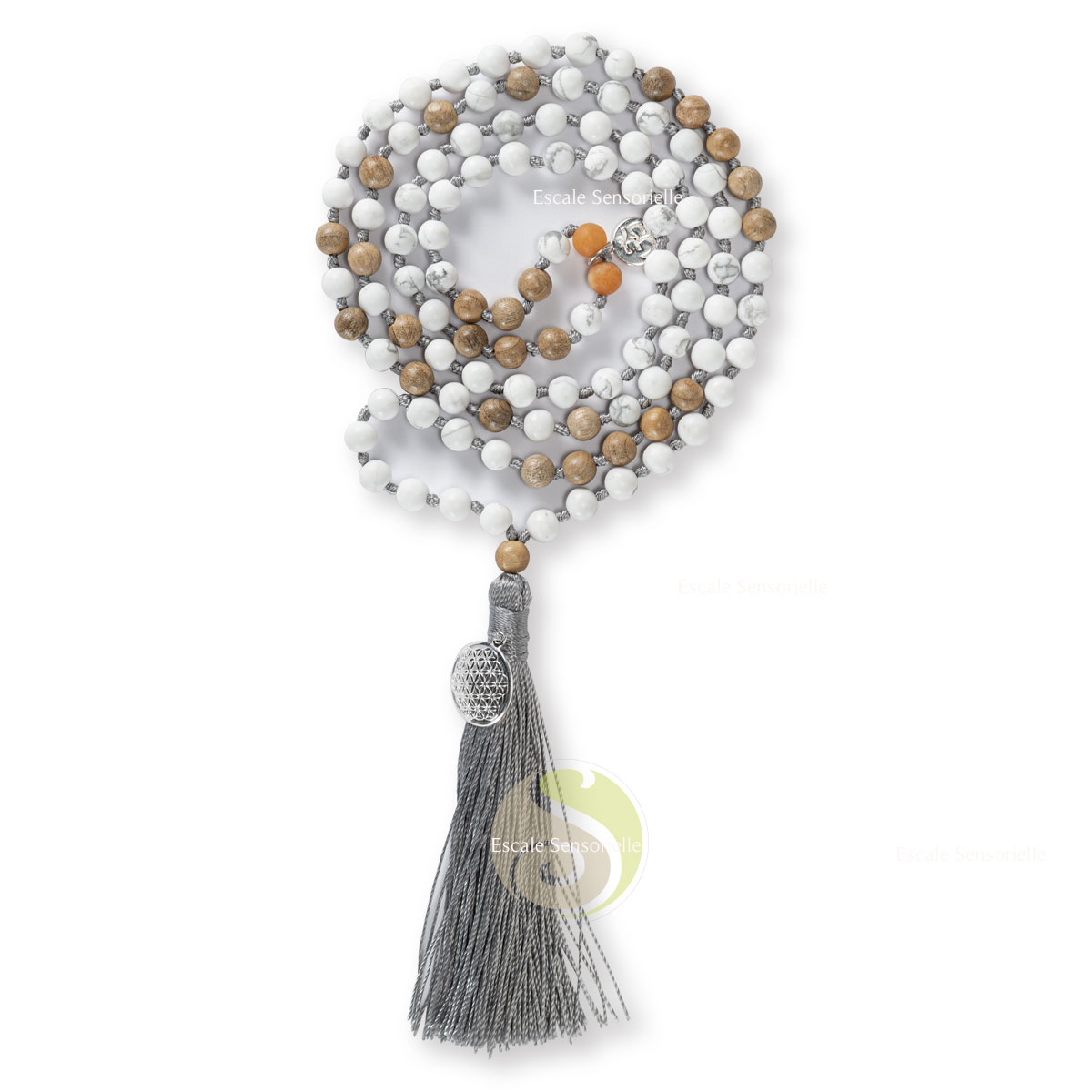 Mala howlite et bois de santal 108 avec charme OM et fleur de vie en argent 925