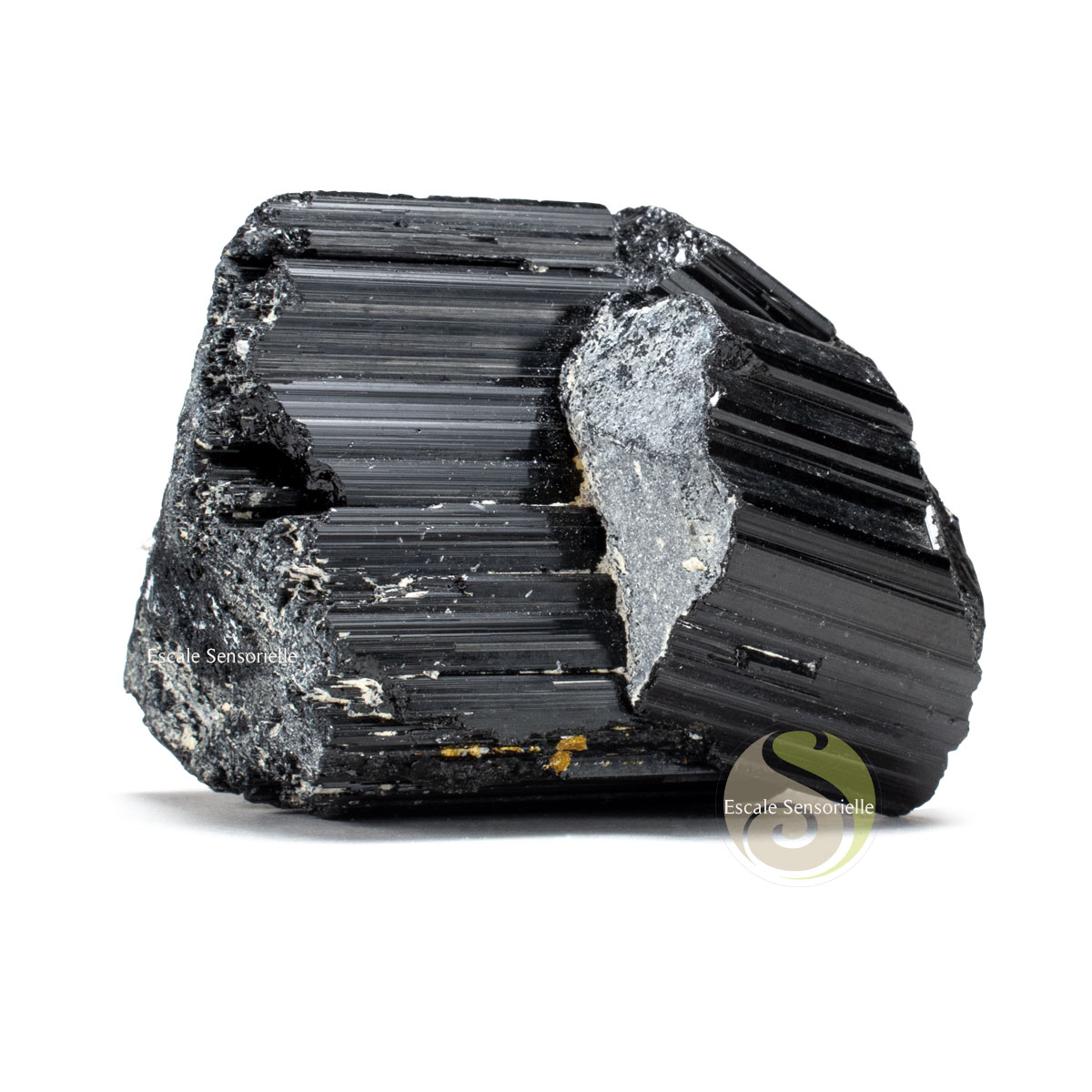 Pierre noire tourmaline schorl cristaux bruts pièce unique 124g