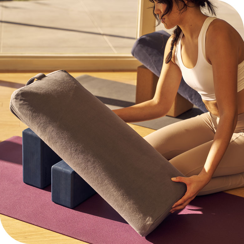 Accessoires de yoga installés par des yogistes
