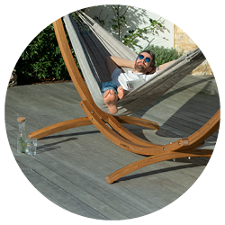 Support élégant en bois